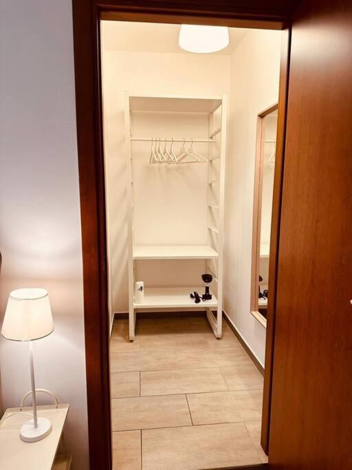 Malu Apartment เปสเคียรา บอร์โรเมโอ ภายนอก รูปภาพ